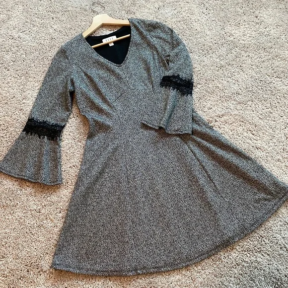 Elle | Dresses | Elle Fit Flare Vneck Bell Sleeve With Lace Trim Dress Size  M | Poshmark